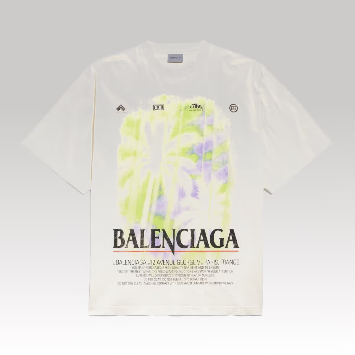 Balenciaga The Window Medium Fit T-shirt in White_00000