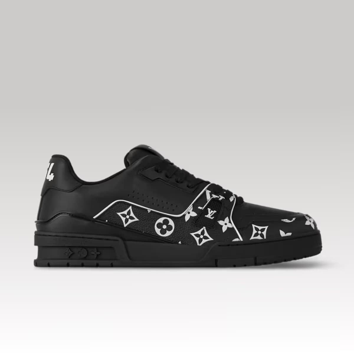 LV Trainer Preto e Branco_3_00000