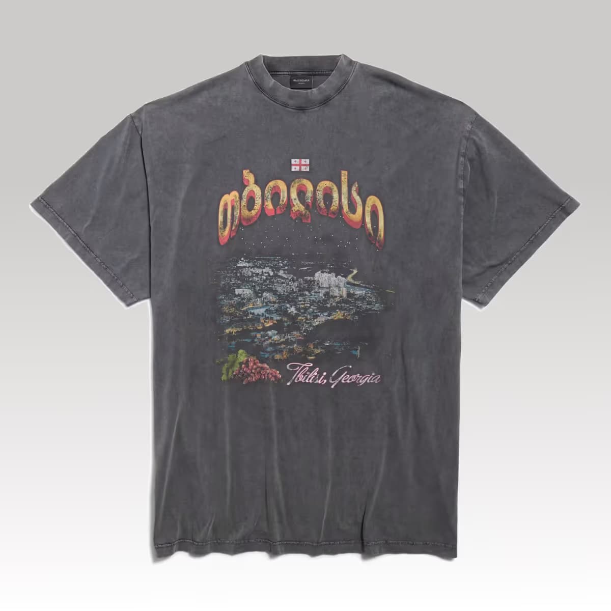 Tbilisi T-shirt Oversized in Black_00000